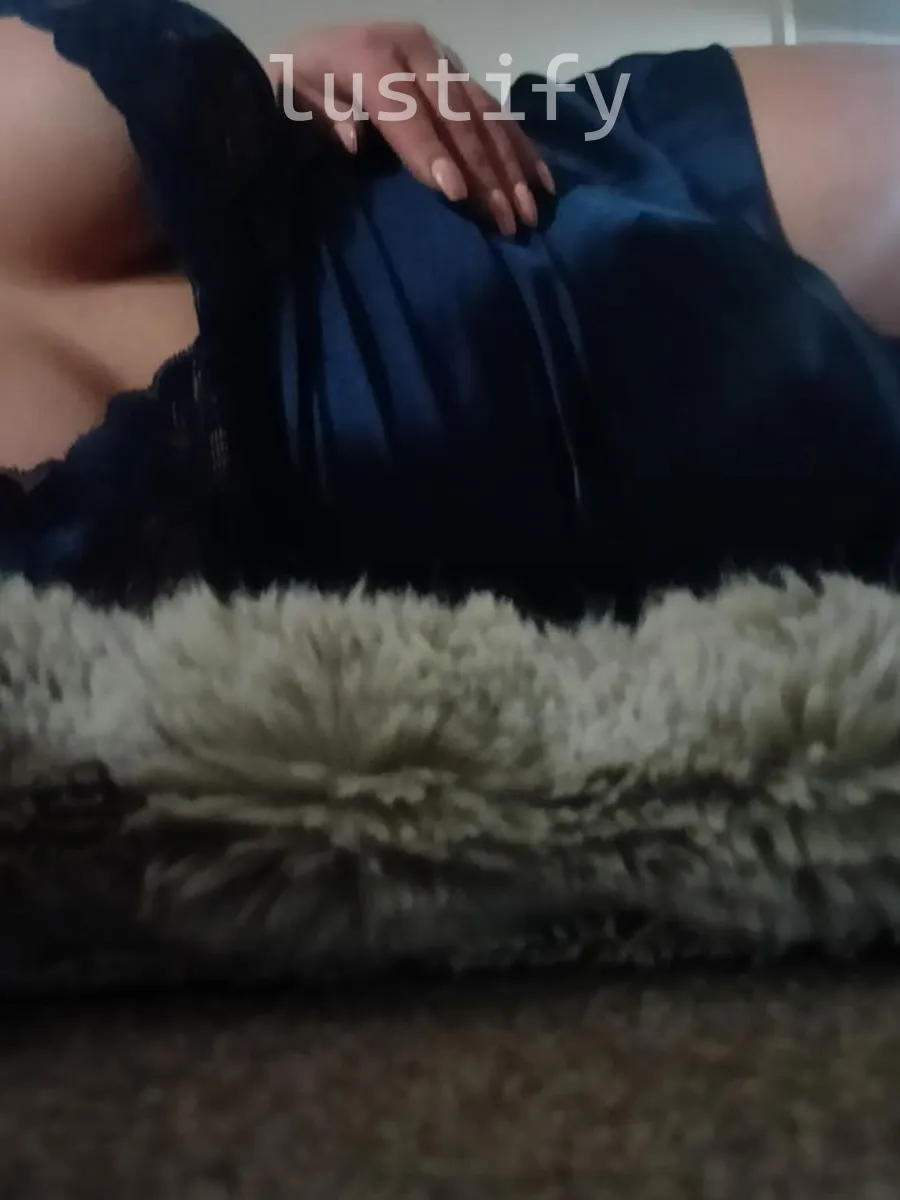 Photo 1 of Bonnie Elizabeth