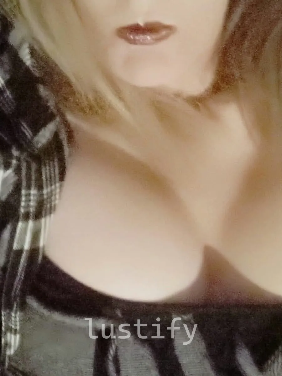 Photo 1 of Chelsea of Flagstaff 24/7