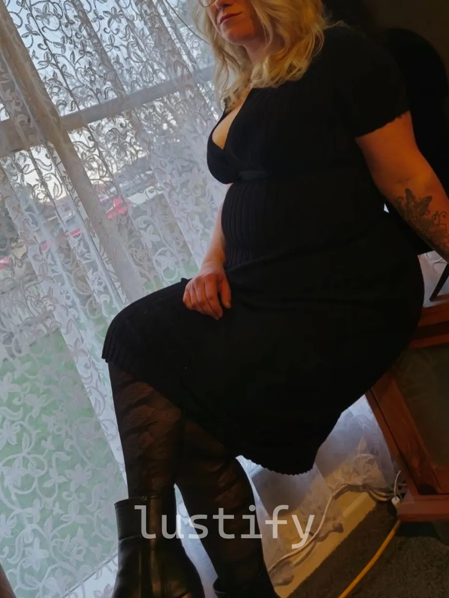 Photo 1 of Ivy