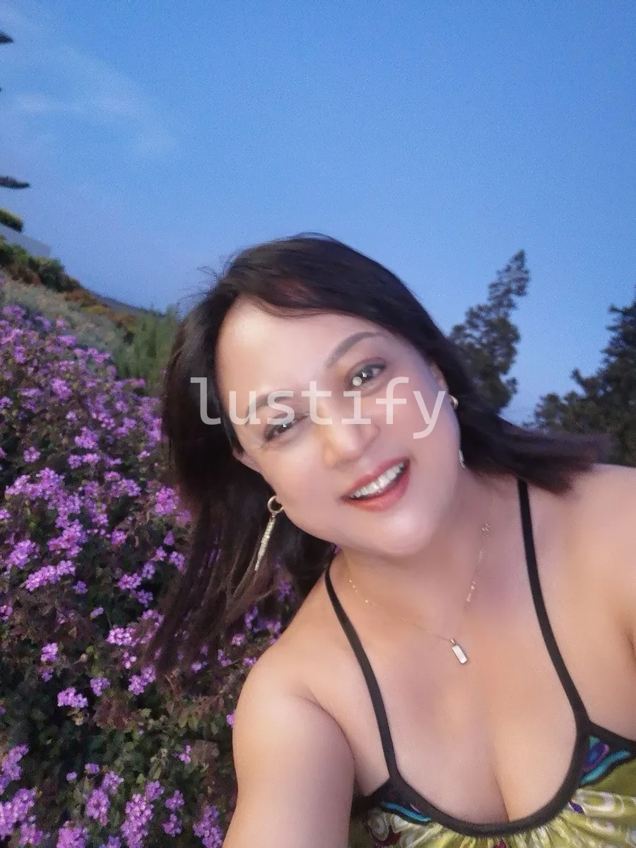 Photo 2 of Yummy  Lu