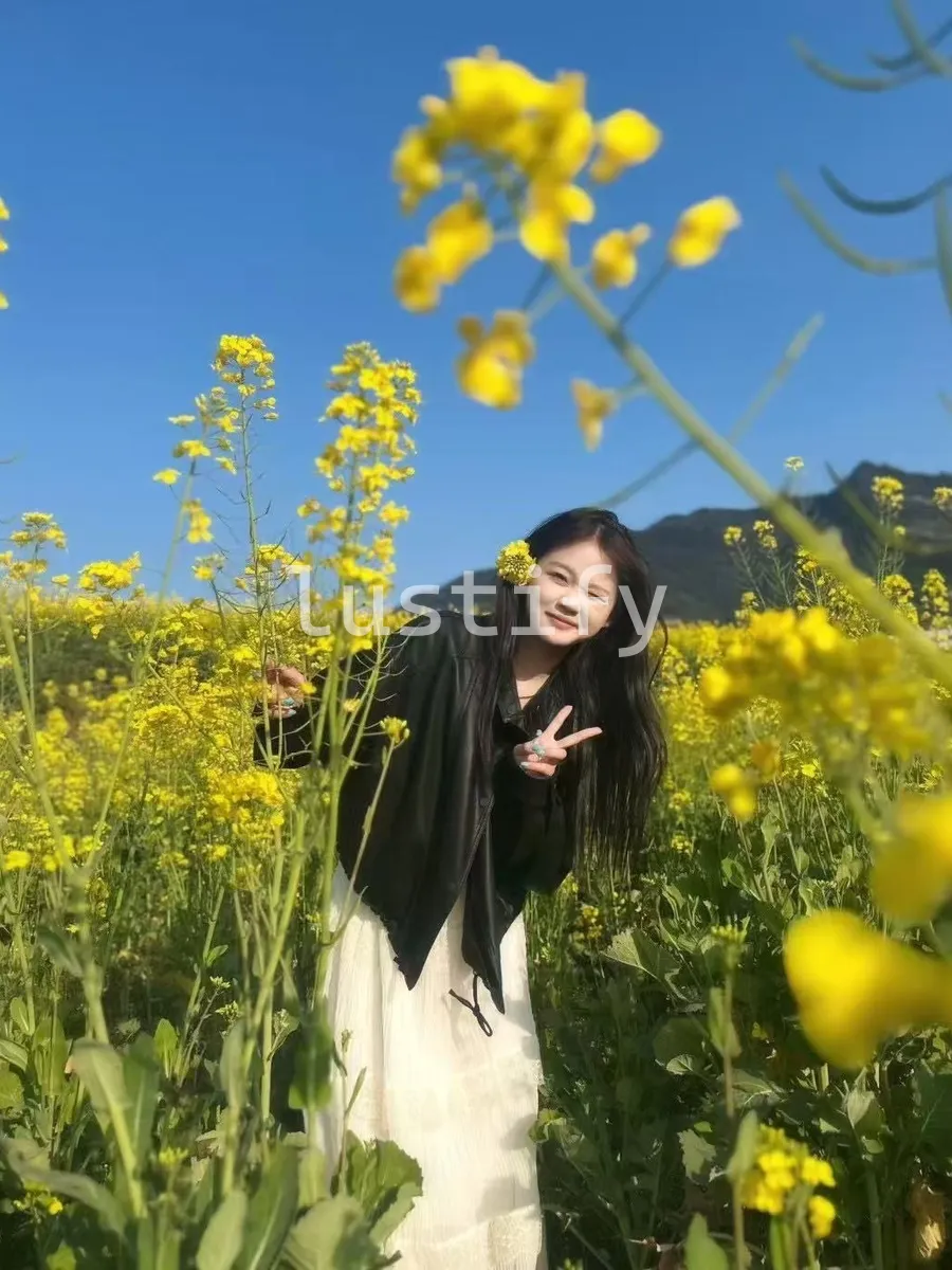 Photo 1 of Kira