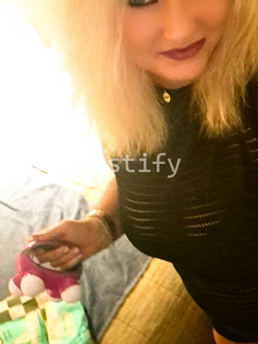 Photo 12 of Venus rose escort
