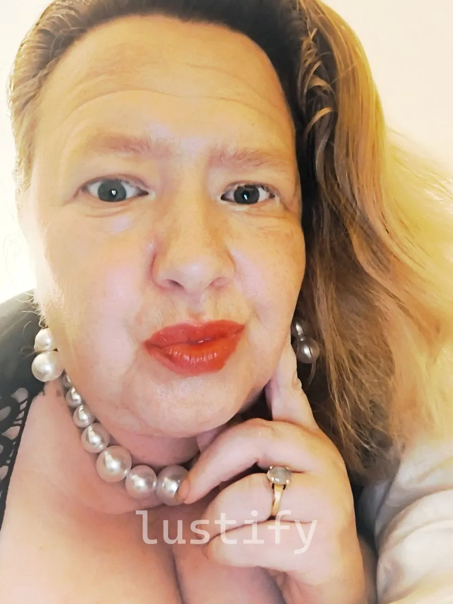 Photo 5 of CAROLINE CLAYTON