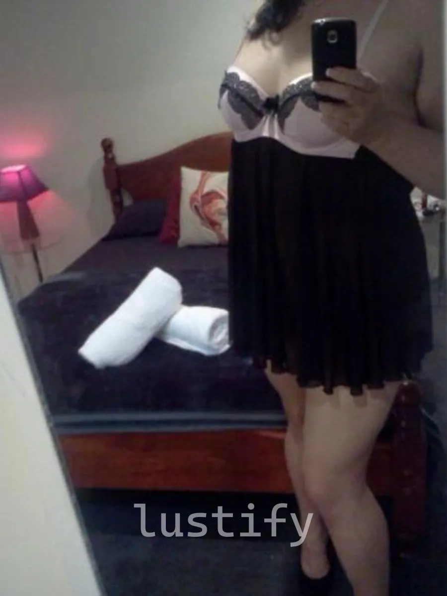 Photo 5 of Island Beauty Oriana