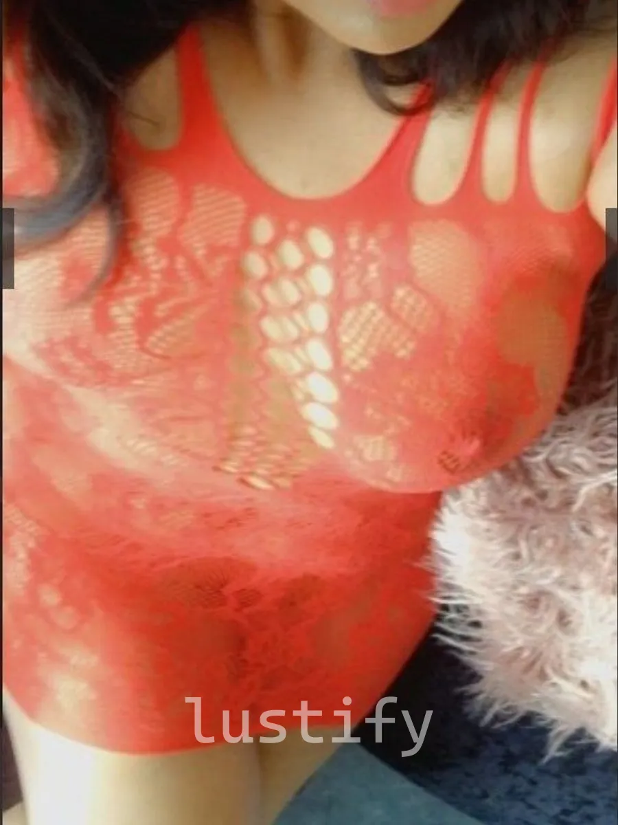 Photo 10 of Isha  Phone Sex Chat