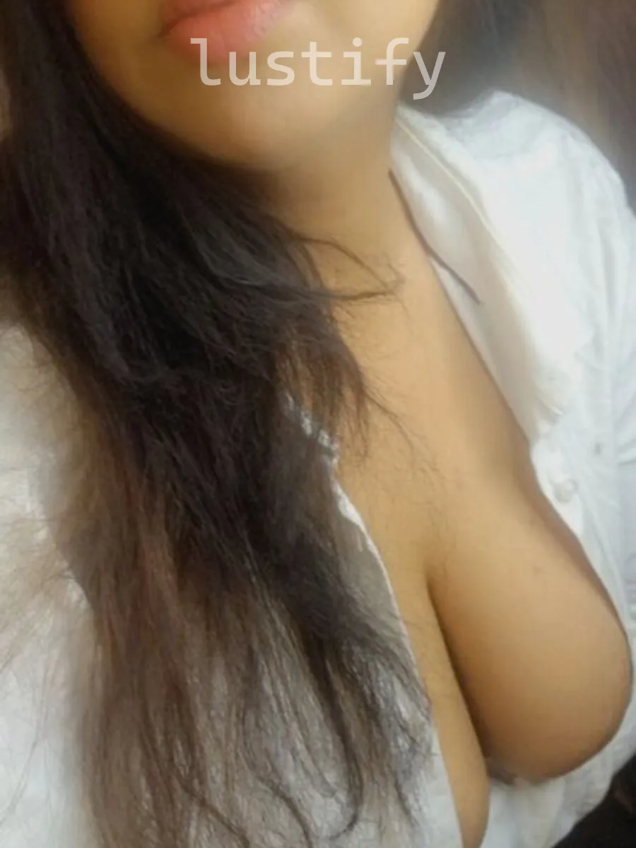 Photo 12 of Isha  Phone Sex Chat
