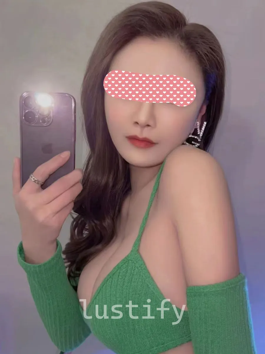 Photo 2 of Jenny