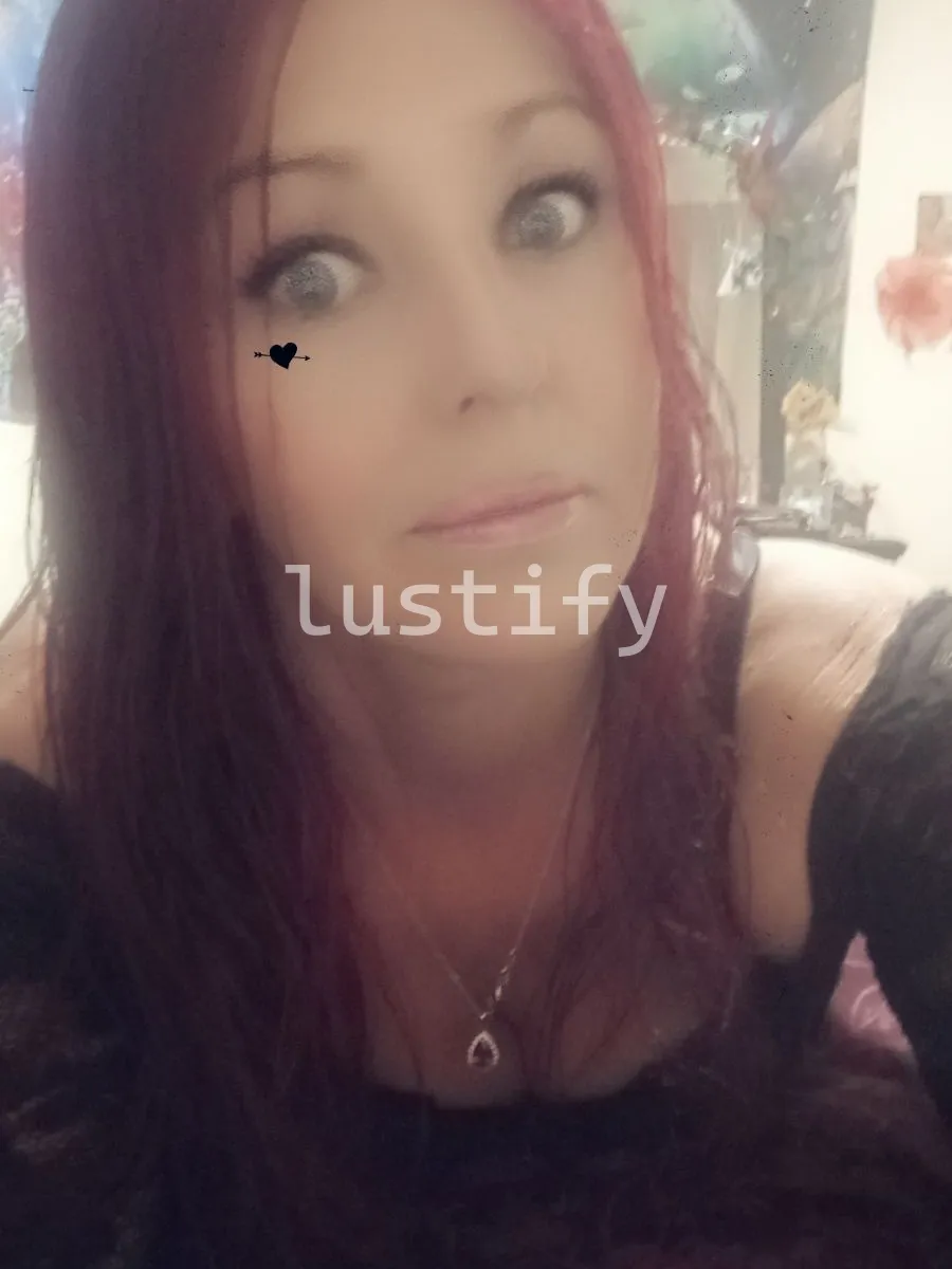Photo 3 of Miss Luscious Leah