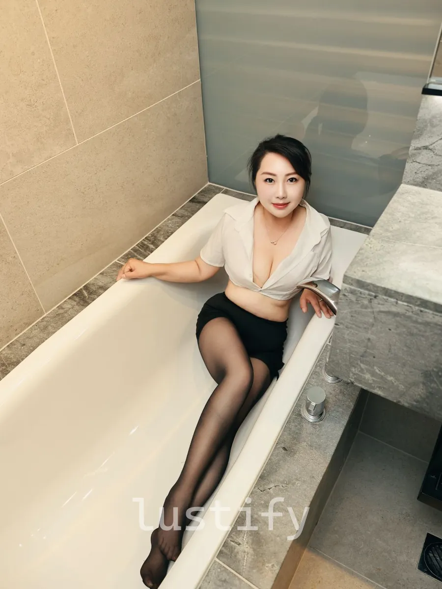 Photo 2 of wendy
