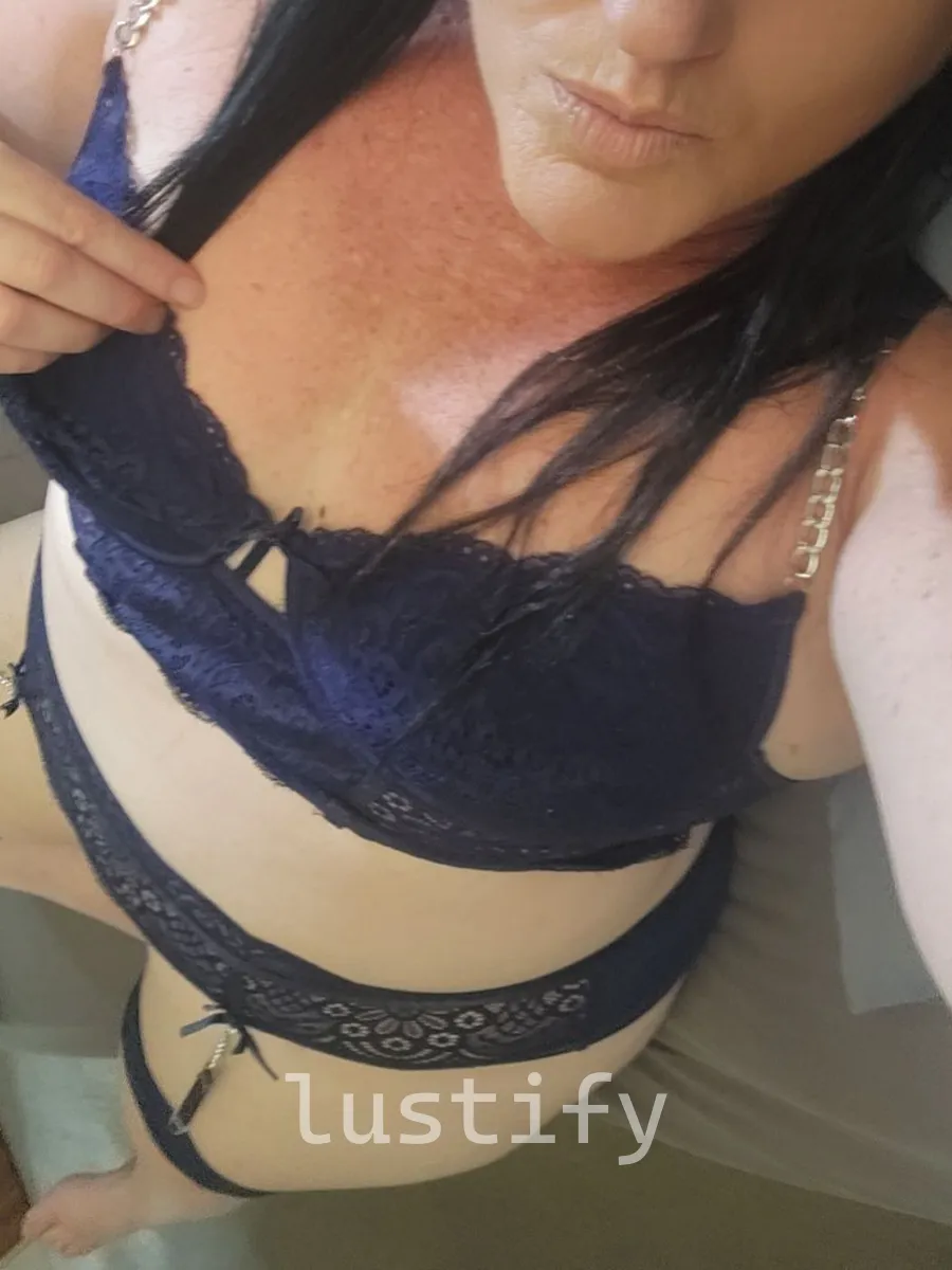 Photo 4 of Rachael