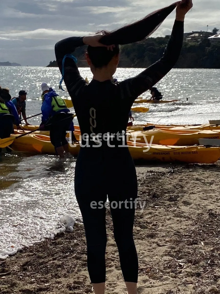 Photo 6 of Jen