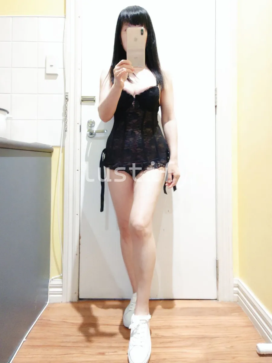 Photo 6 of Alice
