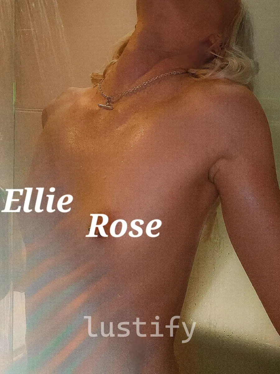 Photo 1 of Ellie Rose