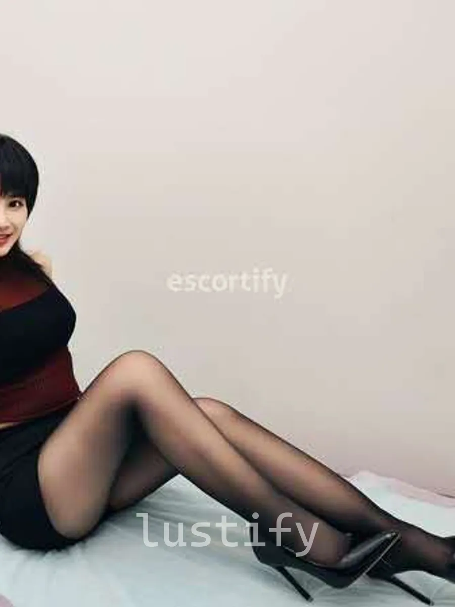 Photo 4 of jessie