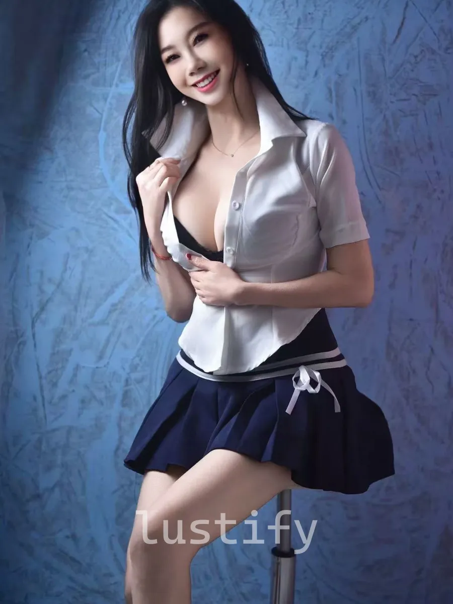 Photo 1 of Julie
