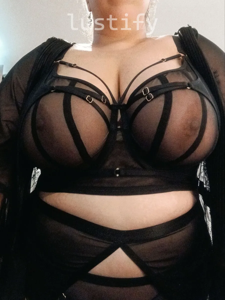 Photo 7 of Dita Lingam Masseuse