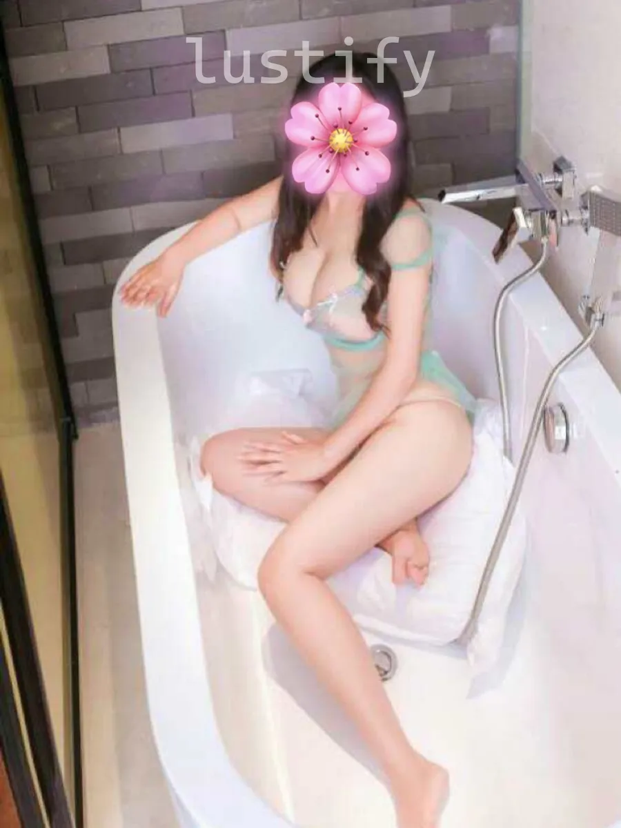 Photo 2 of Kimi