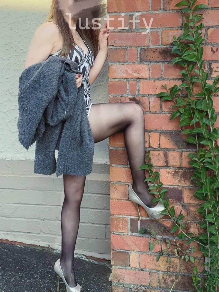 Photo 1 of Lily