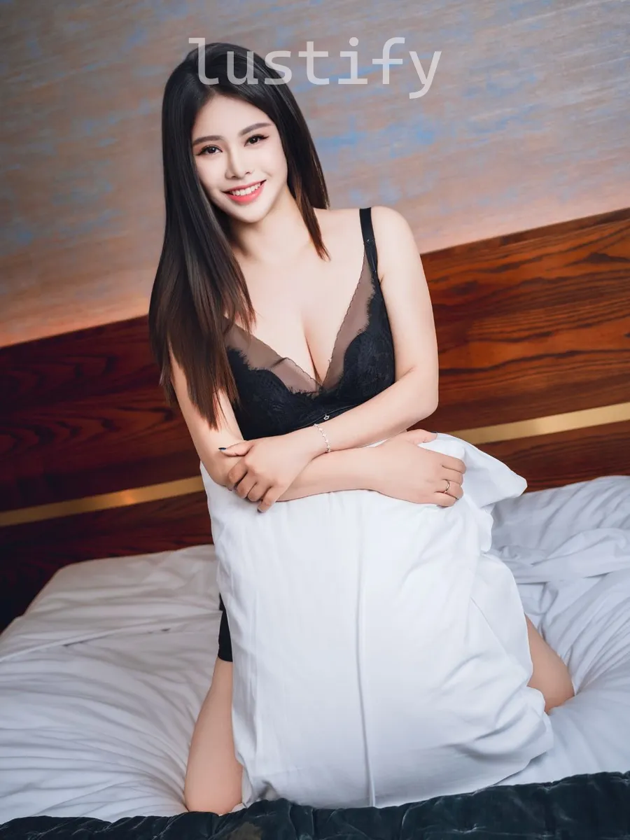 Photo 1 of Vivi