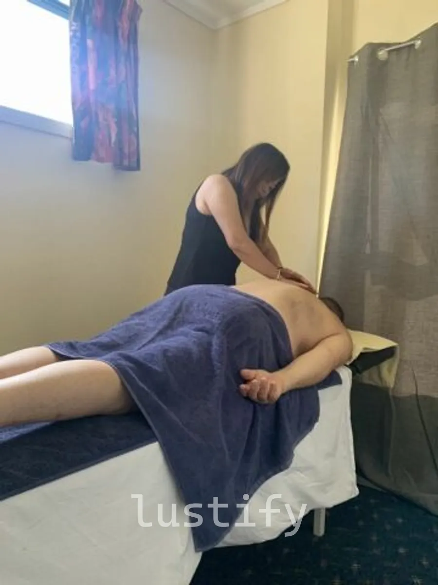Photo 2 of Maggies Magic Massage