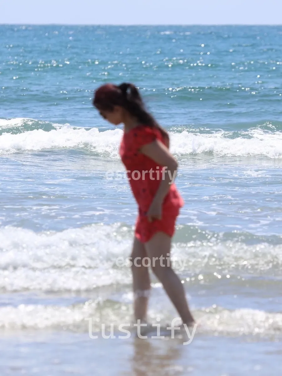 Photo 8 of Jen