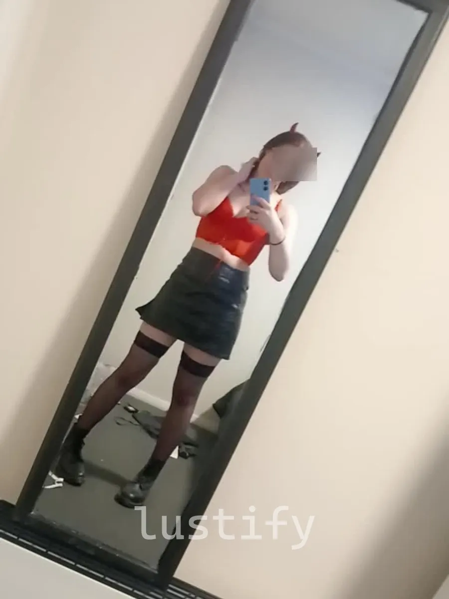 Photo 2 of ♥️Maddison♥️