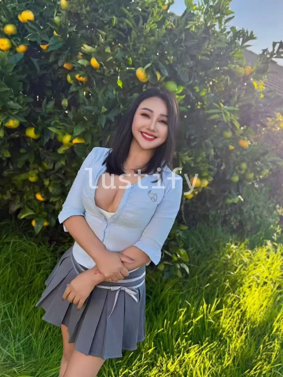 Photo 1 of Gina