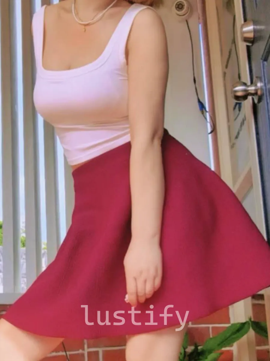Photo 1 of Chloe