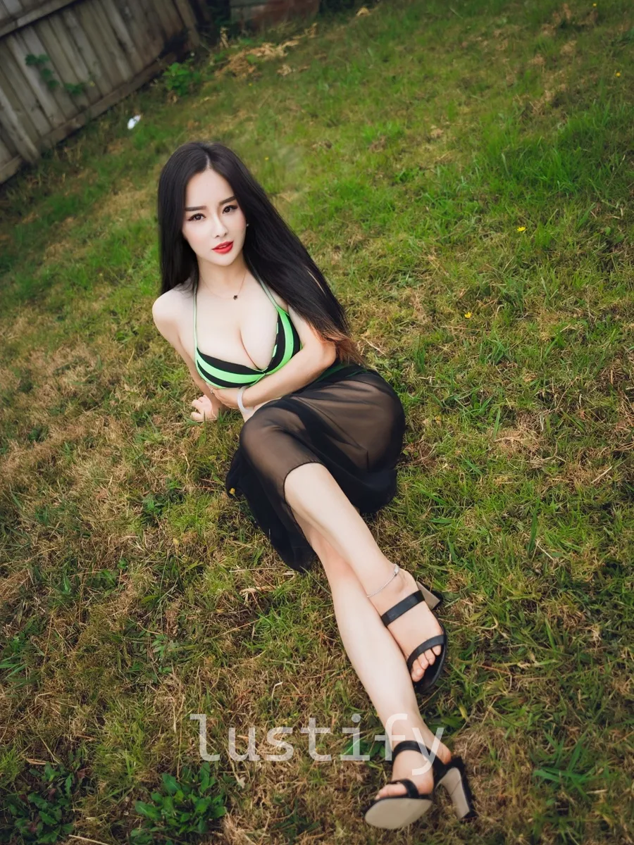 Photo 2 of Mia