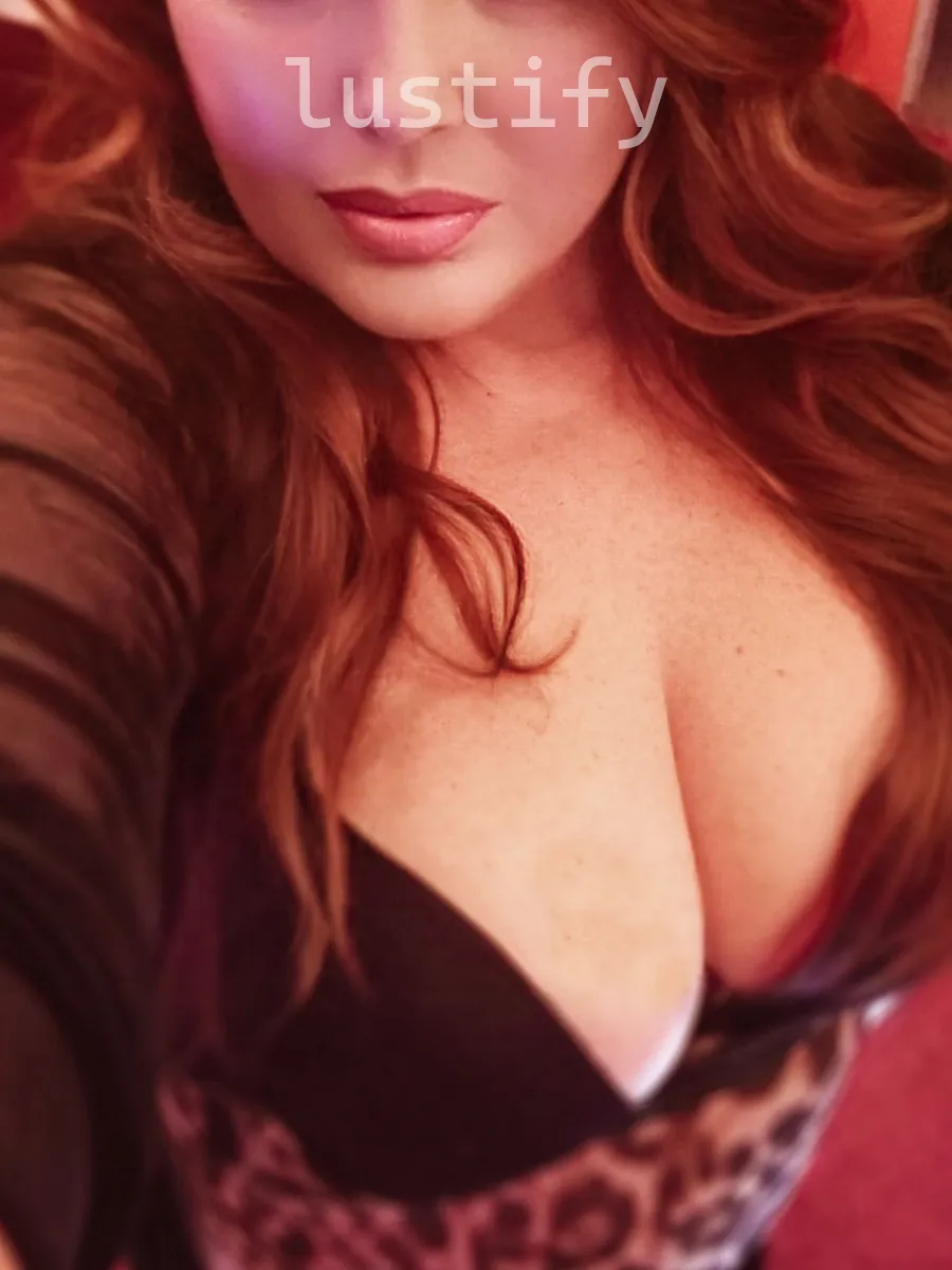 Photo 3 of EMBER RAE