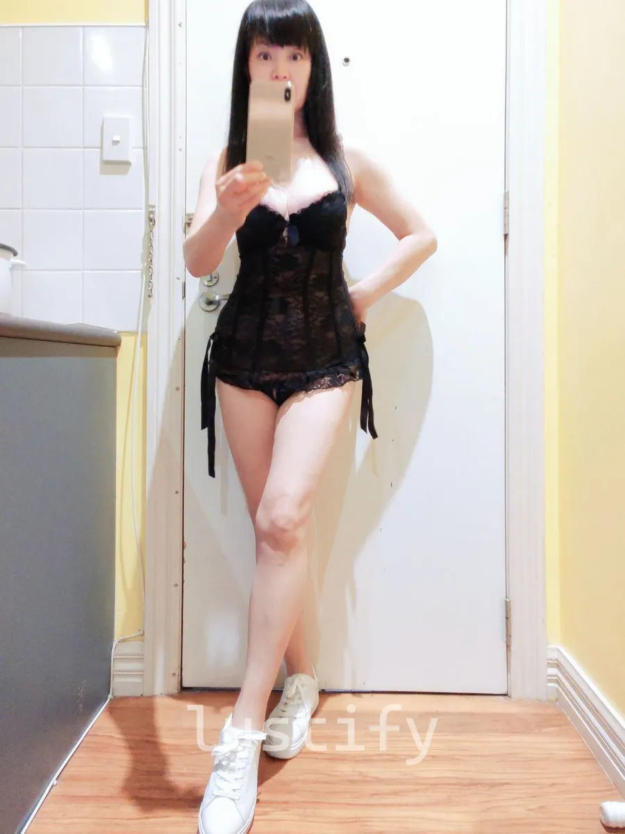 Photo 5 of Alice